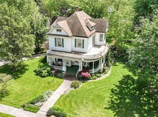 619 E Main St, Carlinville, IL 62626