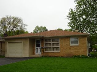 350 Heine Ave, Elgin, IL 60123