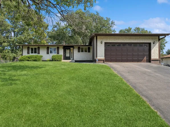 7948 Georgia Ave N, Brooklyn Park, MN 55445