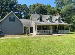 24 Columbus Rd, Hattiesburg, MS 39402