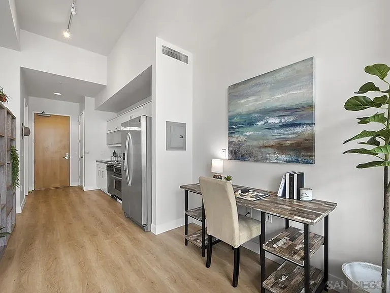 350 W Ash St #1006 — Photo 14