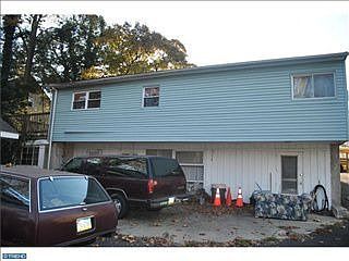 2nd image of 503 S York Rd