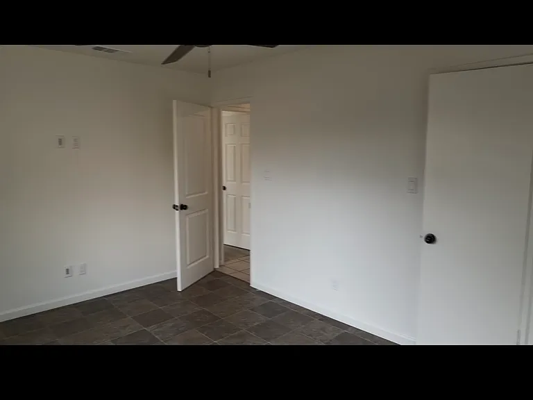 670 Lanier St — Photo 4