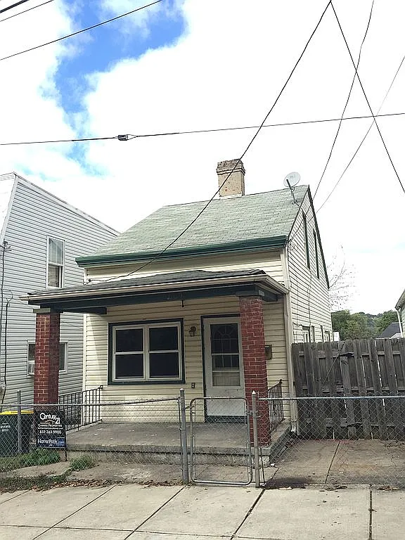 1005 6th Ave photo 1