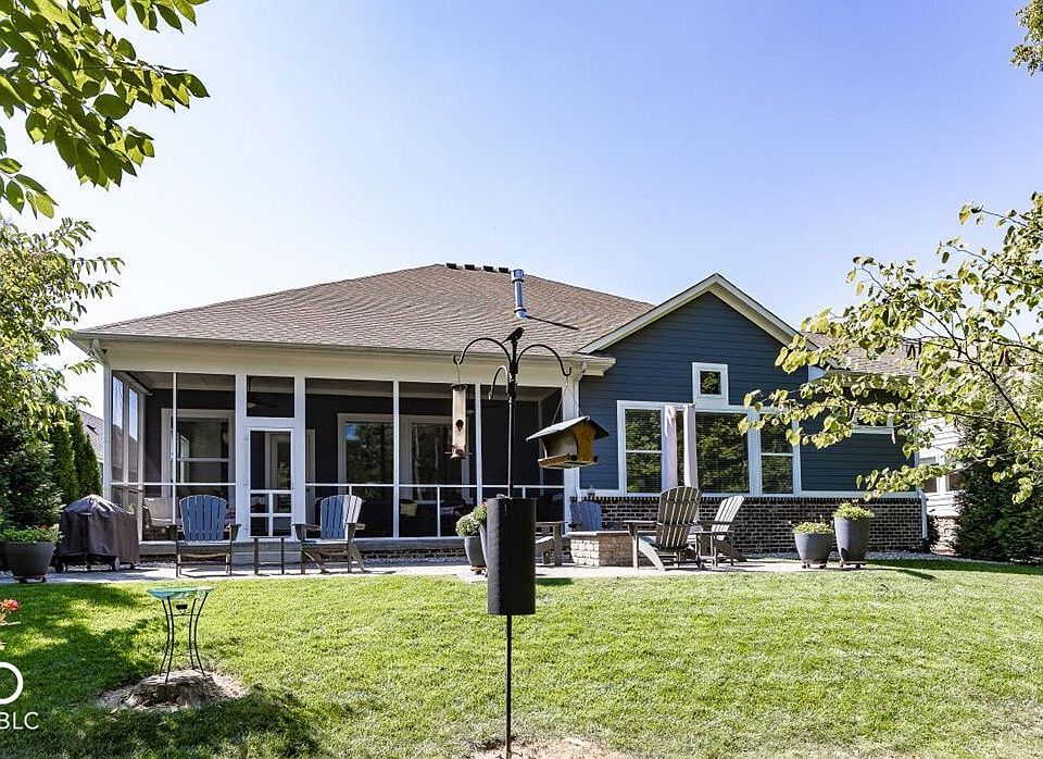 2nd image of 11093 Cliffside Dr