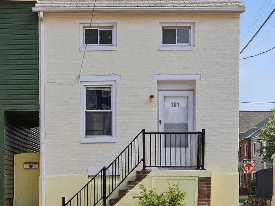 101 W 5th St