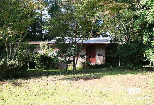 1st image of 559 Bellangee Ave