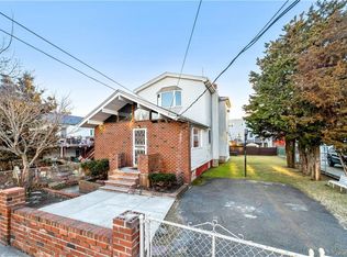 279 Swinton Ave, Bronx, NY 10465