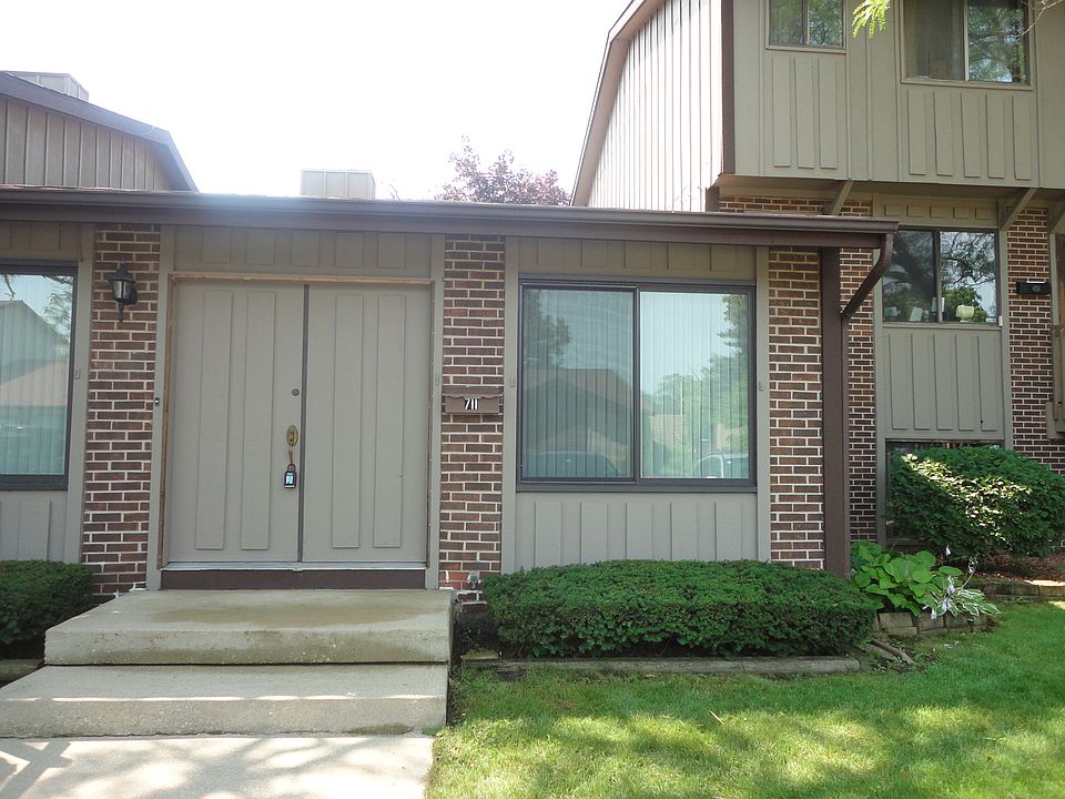 1st image of 711 Circle Dr