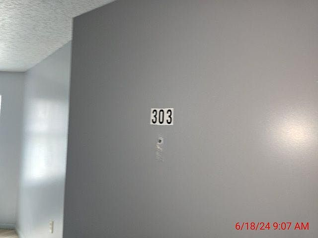 Unit Photo