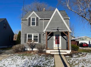 829 Blaine Ave, Janesville, WI 53545