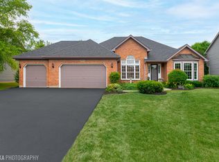 3571 Bunker Hill Dr, Algonquin, IL