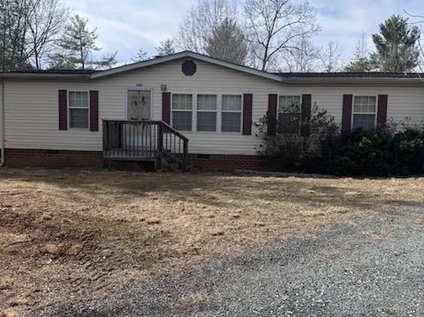 295 Blue Ridge Ln, Monroe, VA 24574