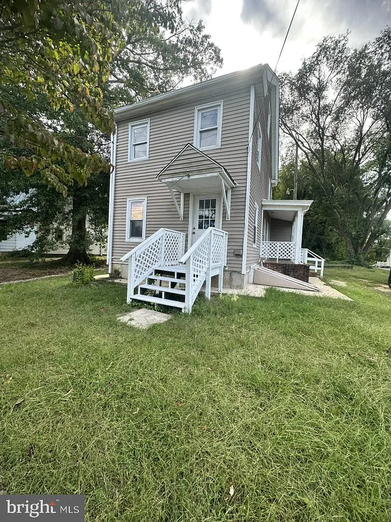 2 bed, 2.0 bath, 1056 sqft, $1,800 — Photo 1