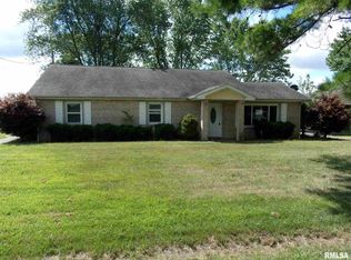 3212 Bernard Rd, Walnut Hill, IL 62893