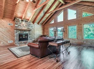 1071 Chamberlin Rd, Clairton, PA 15025