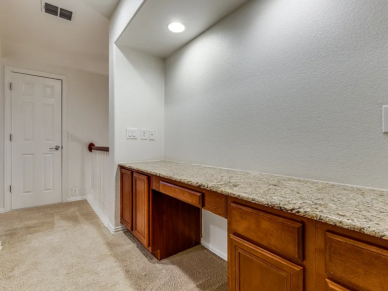 592 Burning Oak Dr — Photo 17