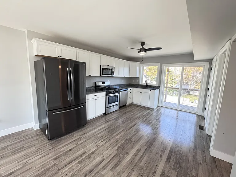 222 N Apperson Way #1 — Photo 2