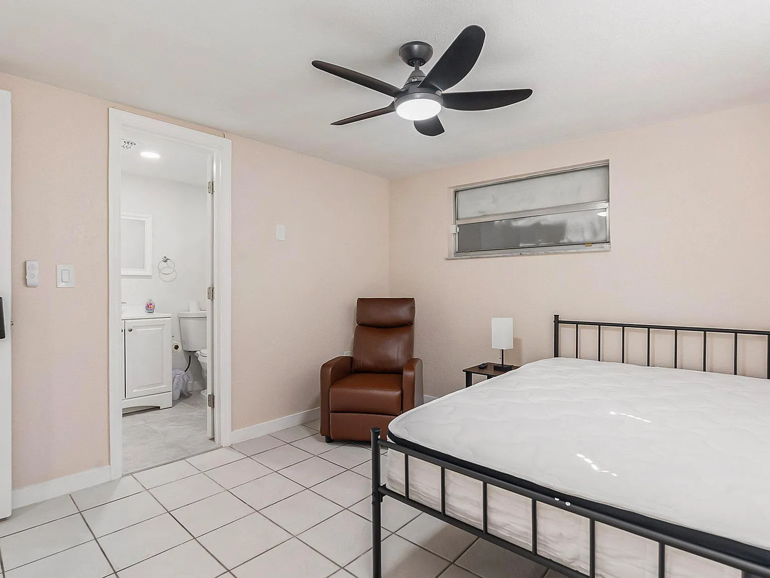 4 bed, 3.0 bath, 1513 sqft, $1,148 — Photo 4