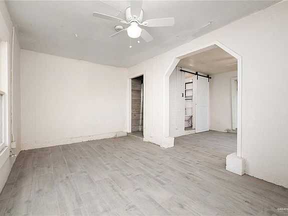 4th image of 525 N 20th St