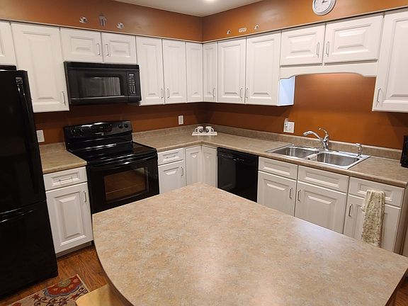 2nd image of 4501 N Wheeling Ave #7B-201