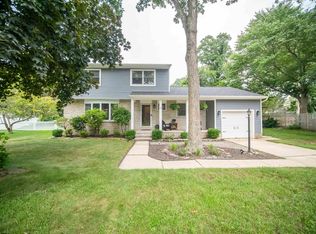 3 Delmar Dr, Northfield, NJ 08225