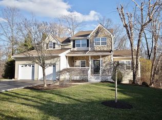 21 Cedardale Loop, Wappingers Falls, NY 12590