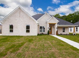 7001 Cold Creek Dr, Alexander, AR 72002