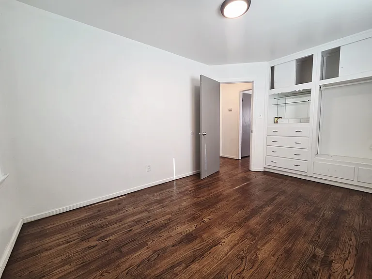 3413 Willow Creek Dr — Photo 9