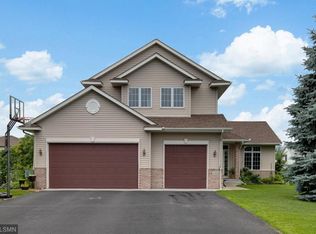 15516 Avocet St NW, Andover, MN 55304