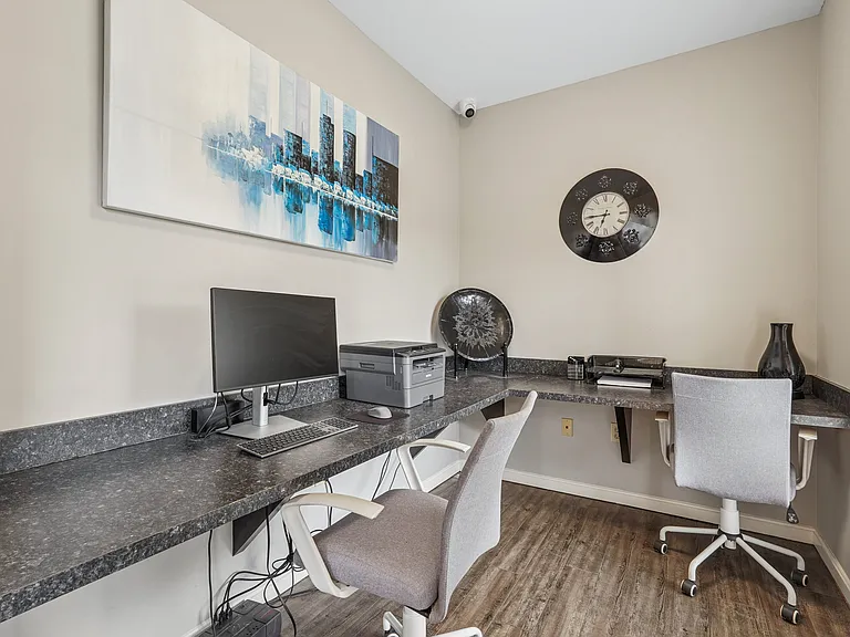 Orchard Hills Apartments — Photo 39