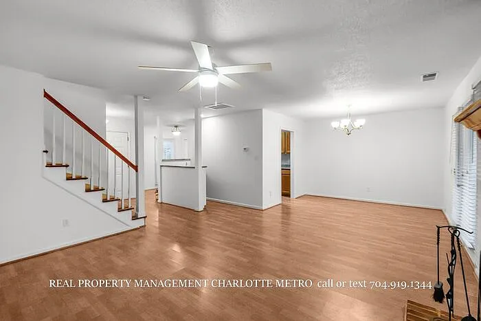 9451 Kings Falls Dr — Photo 22