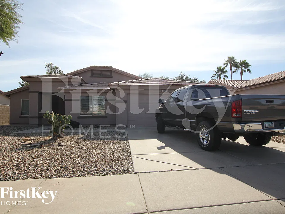 15019 W Gelding Dr