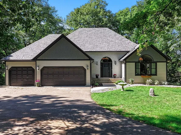 7156 Granada Ave S, Cottage Grove, MN 55016