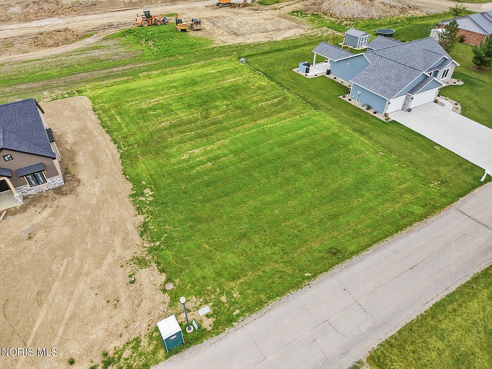 2nd image of 809 Brian Dr