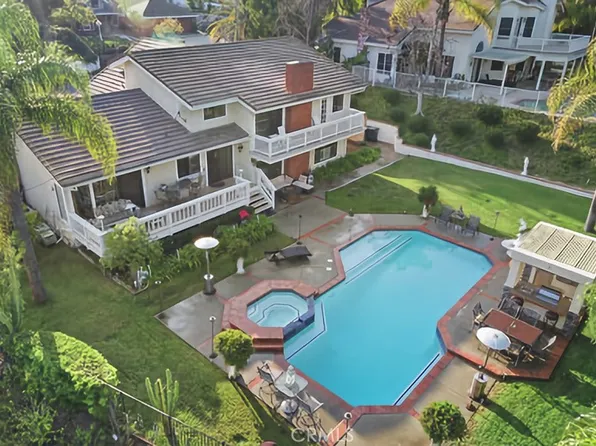 25641 Rapid Falls Rd, Laguna Hills, CA 92653