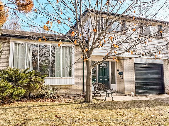 3rd image of 28 Cavendish Cres