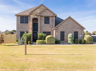 120 Windsor Cir, Waxahachie, TX 75165