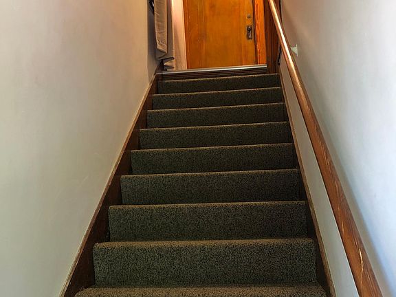 3rd image of 524 Atwood St #2