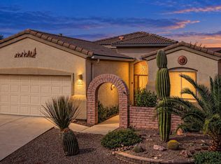 267 N Via La Castellana, Green Valley, AZ 85614