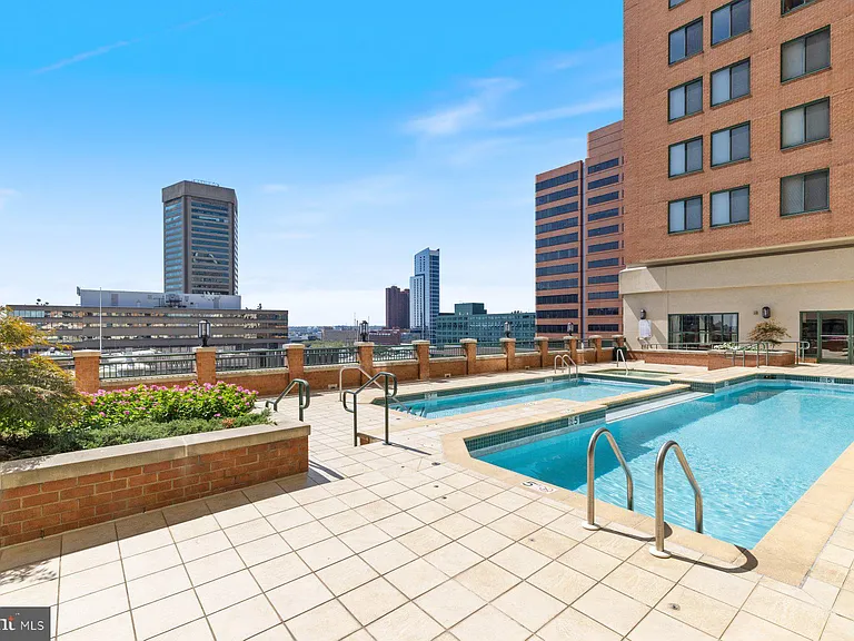 414 Water St #2512 — Photo 36