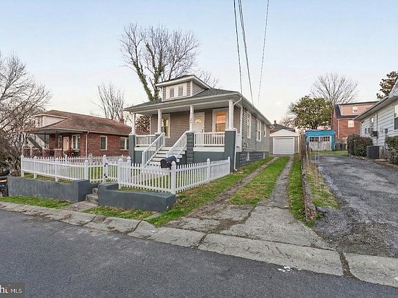5th image of 1126 Jansen Ave