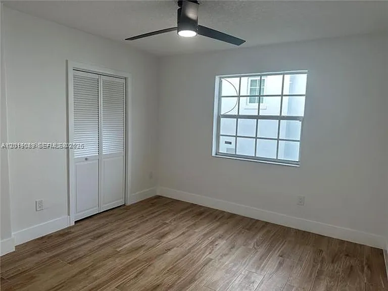 517 Navarre Ave #517 — Photo 11