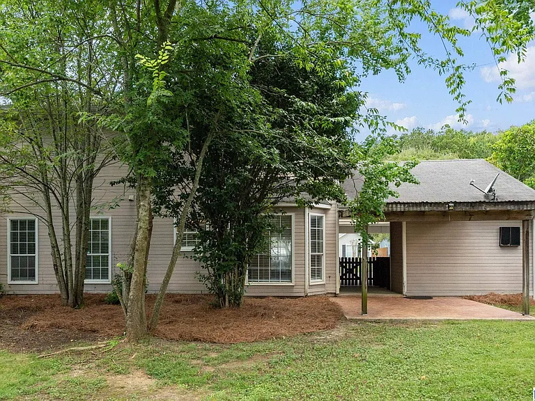 205 Brookhollow Dr — Photo 27