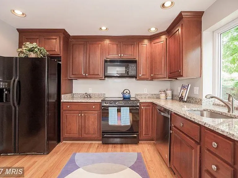 2324 N Quantico St — Photo 5