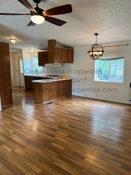 6301 Fairview Dr — Photo 5