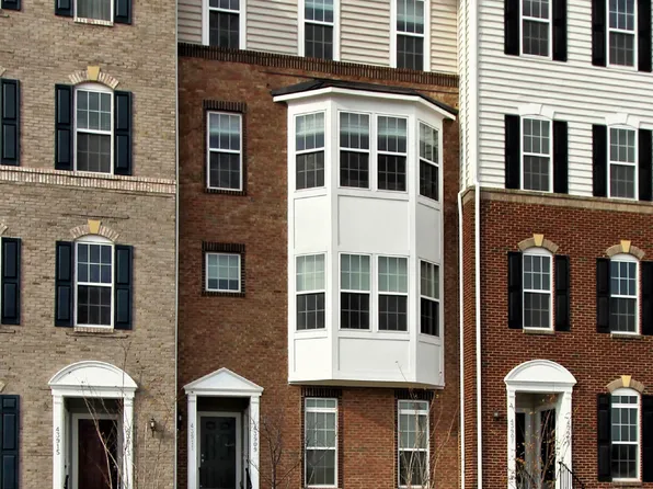 43911 Centergate Dr, Ashburn, VA 20148