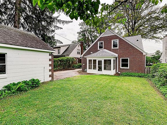 4th image of 5047 N Graceland Ave