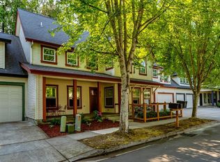 375 Ellie Ln, Eugene, OR 97401