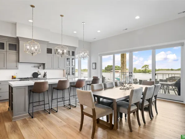 28426 Laurel Circle Valley NE, Valley, NE 68064